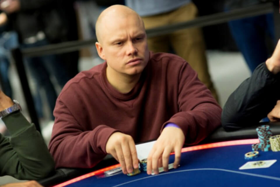 Илари Сахамис покер офлайн Сахамис покер