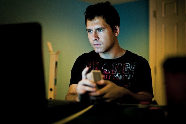 покерист Дэн Кейтс Дэн Кейтс