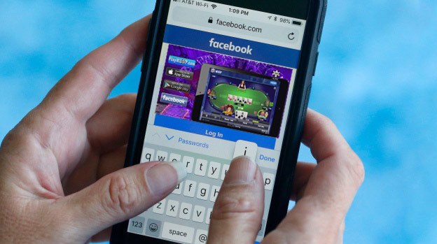 Покерное приложение на Facebook Покерное приложение на Facebook