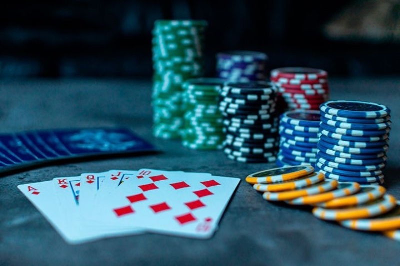 покерный стол