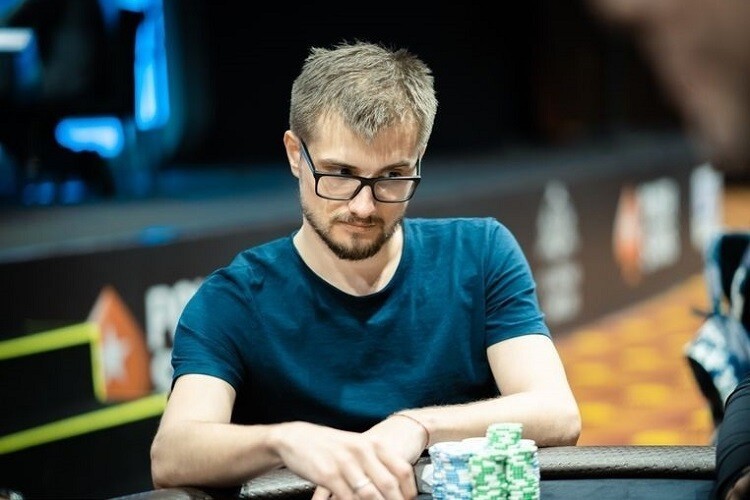 Виктор Устимов на ПокерСтарс